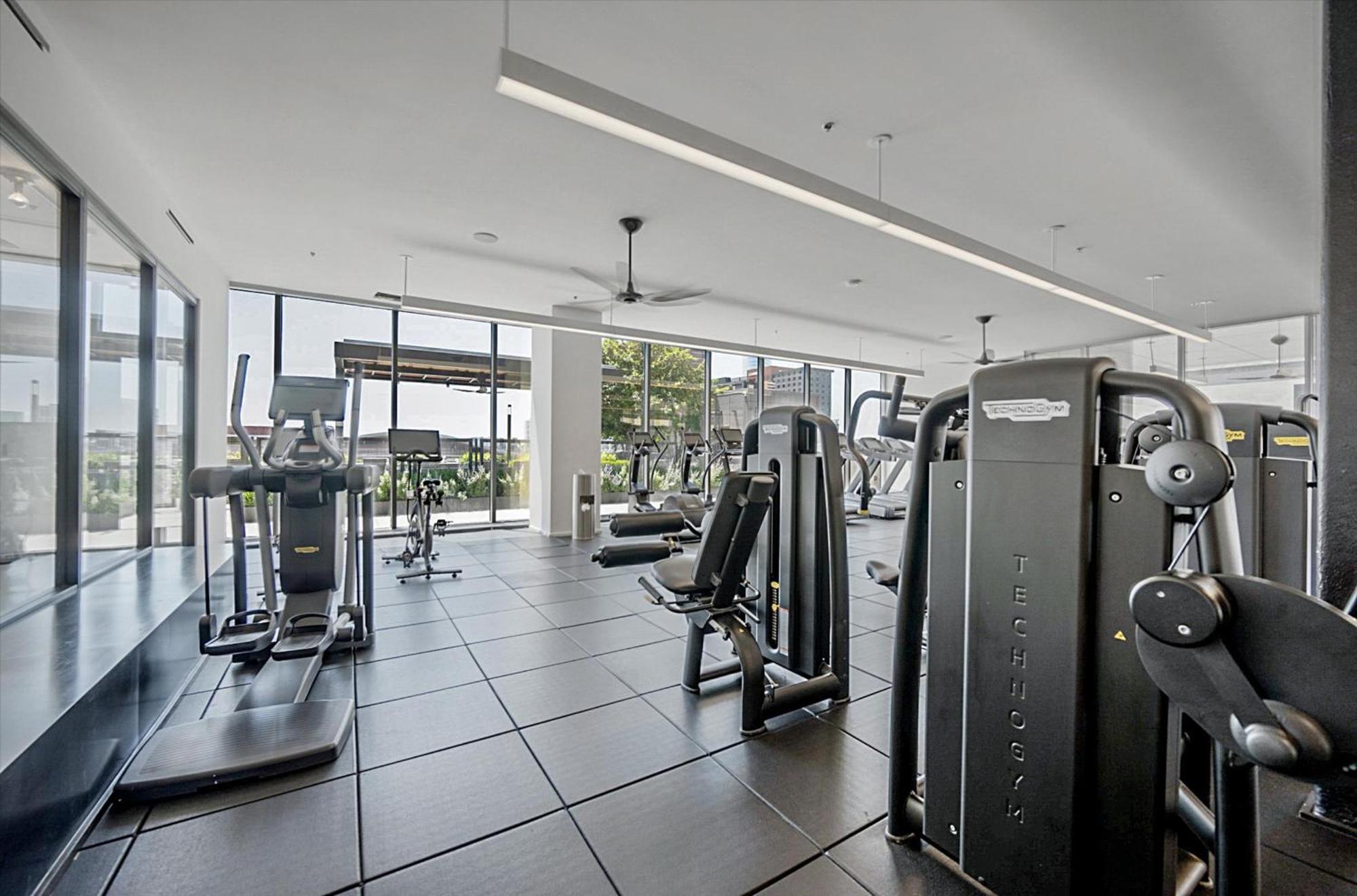 Global Luxury Suites Nashville Downtown Bagian luar foto