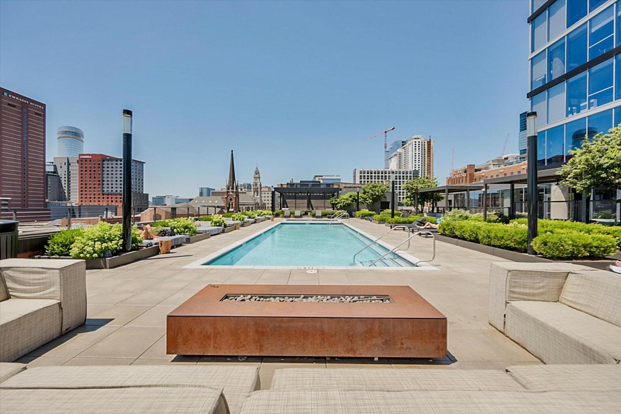 Global Luxury Suites Nashville Downtown Bagian luar foto