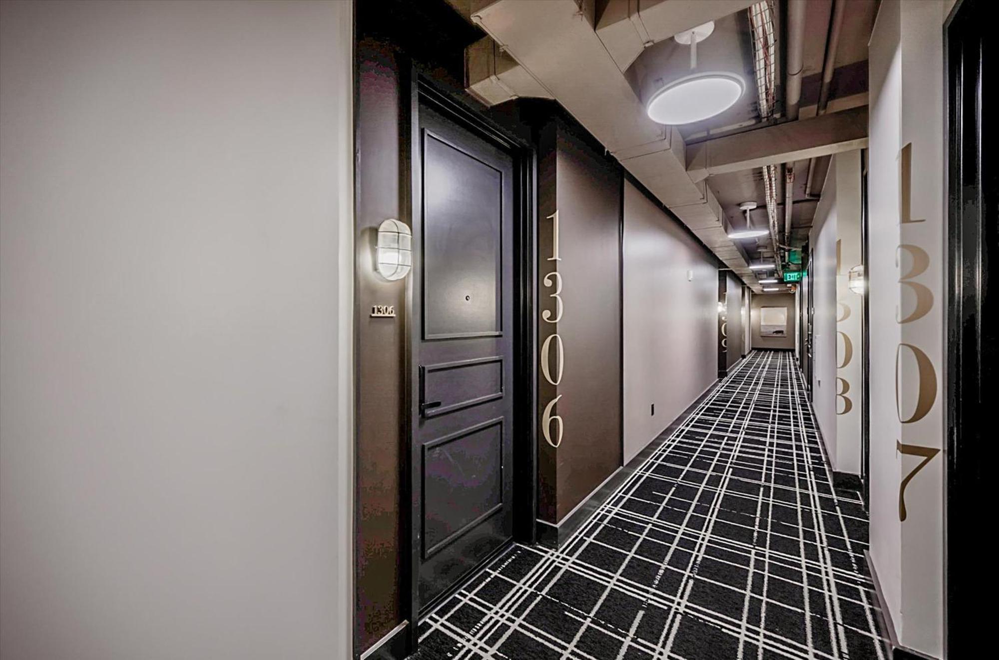Global Luxury Suites Nashville Downtown Bagian luar foto